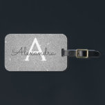 Name des Monogramms für den Silver Sparkle-Glitzer Gepäckanhänger<br><div class="desc">Luxuriöse Silber Sparkle Glitzer Monogram Name und erste Gepäckmarke. Diese Taschenmarke ist ideal für Zurück in die Schule,  Arbeit oder Reisen. Der Silver Luggage Tag ist auch ein großartiges Gastgeschenk für Hochzeiten,  Geburtstage,  Brautpartys,  Flitterwochen oder für einen Junggeselinnen-Abschied. Bitte kontaktieren Sie den Designer,  um passende Artikel zu erhalten.</div>