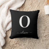 Name des Monogrammskripts Personalisiert schwarz u Kissen (Decke)