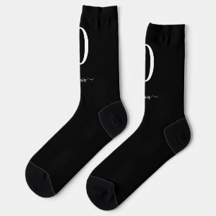 Name des Monogrammskripts Personalisiert schwarz u Socken