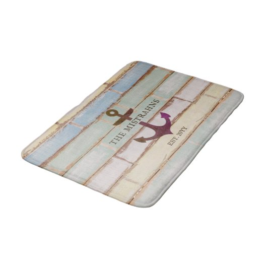 Name des nautischen Ankerbootes Rustic Wood Badematte (Schrägansicht)