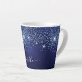 Name des Navy Blue Glitzer Monogram Skripts Milchtasse (Rechte Ecke)