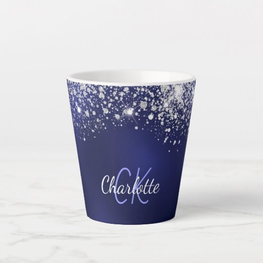 Name des Navy Blue Glitzer Monogram Skripts Milchtasse (Vorderseite)