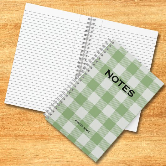 Name des niedlichen grünen Buffalo-Karos Monogram Notizblock