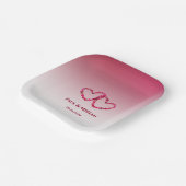Name des Paares und Datum Rosa Blumenherz Pappteller (Gewinkelt)