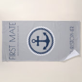 Name des personalisierten First Mate Nautical Anch Strandtuch (Vorderseite)