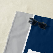 Name des personalisierten Navy Blue und Grau Socce Strandtuch (Beispiel)
