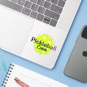 Name des personalisierten Pickleball-Coach Aufkleber (Laptop mit iPhone)