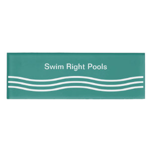 Name des Personals des Swimmingpools Namenschild