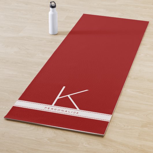 Name des roten, modernen Monogramms Yogamatte (Beispiel)
