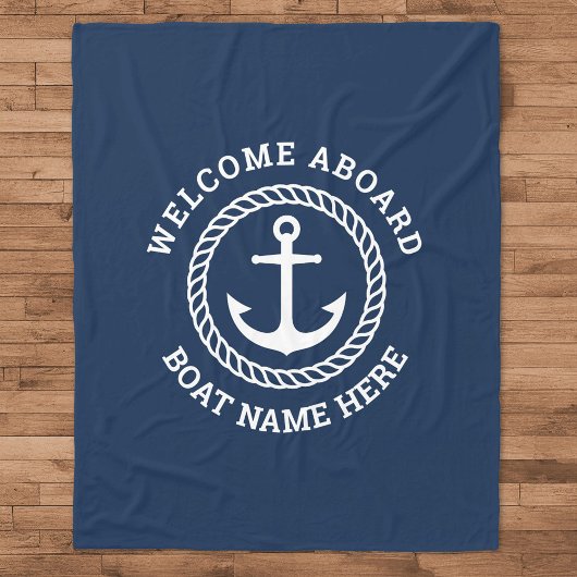 Name des Schiffes an Bord des Schiffs Fleecedecke