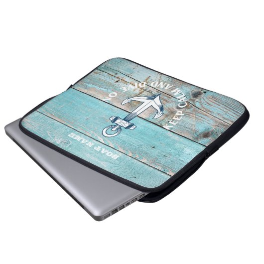 Name des Schiffes Anchor Rustikales Holz Laptopschutzhülle (Vorne Knopf)