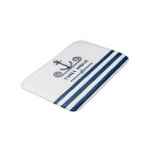 Name des Schiffes, Anker, Seil, Blaue Streifen der Badematte (Schrägansicht)