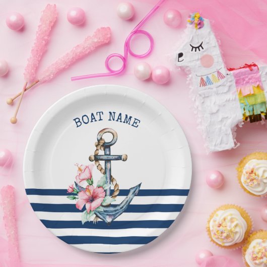 Name des Schiffes, Blumenanker, blaue Streifen der Pappteller (Party)