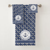 Name des Schiffes Navy Blue Anchor White Badhandtuch Set (Insitu)