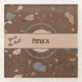 Name, Dunkelbraun und Erdtöne Terrazzo Glasuntersetzer (Vorderseite)