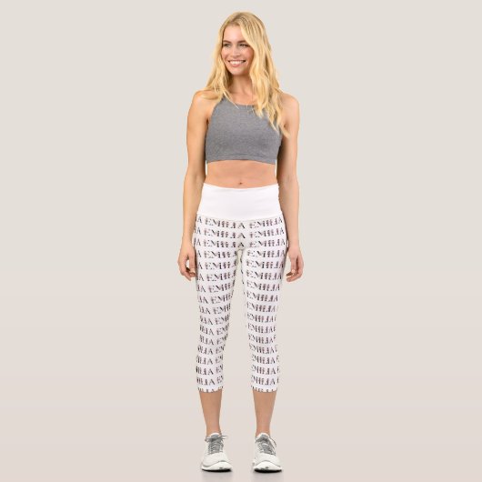 Name Emilia Capri Leggings (Vorderseite)