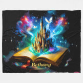 Name, Fantasy-Buch-Schloss Fleecedecke (Vorderseite (Horizontal))