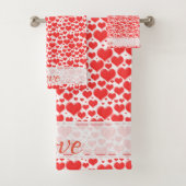 Name: Floating Red Valentine's Day Hearts Muster Badhandtuch Set (Insitu)