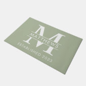 Name für ein elegantes, grünes Monogramm Fußmatte (Schrägansicht)