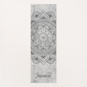 Name Grauer Glitzer Marble Mandala Om Übung Yogamatte (Vorderseite)