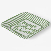Name Happy Birthday Green Simple Stripes Muster Pappteller (Gewinkelt)