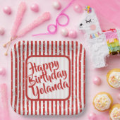 Name Happy Birthday Red Simple Stripes Muster Pappteller (Party)