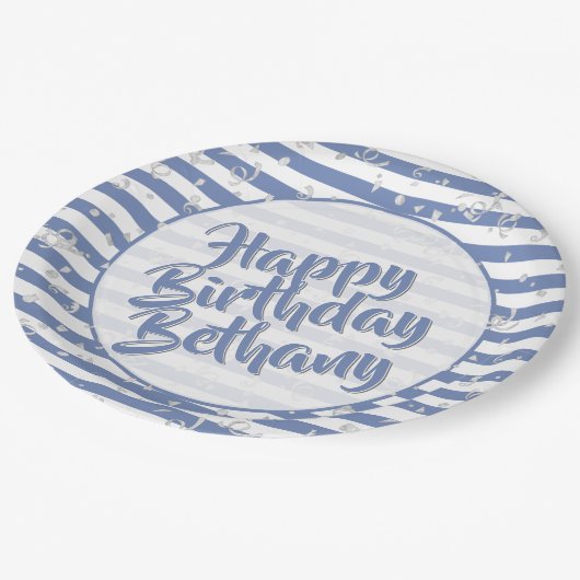 Name | Happy Birthday Simple Stripes Pattern Blau Pappteller (Schrägansicht)