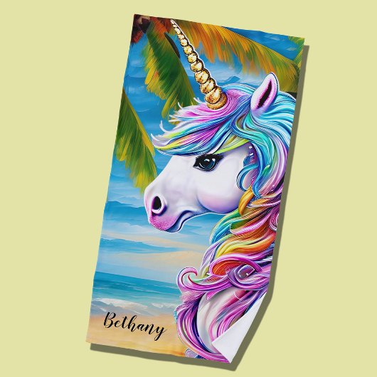 Name hinzufügen, Weißes Einhorn mit Regenbogenmane Strandtuch