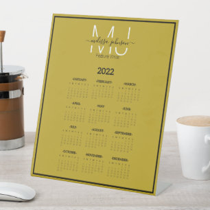 Name in Buchstaben Beruf mit Kalender Sockel Sockelschild