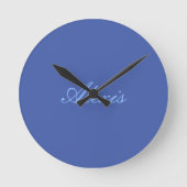Name Kalligrafie Script Schlicht Simple Blue Runde Wanduhr (Vorderseite)