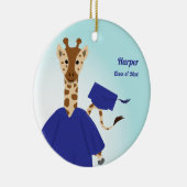 Name Klasse der Giraffe Graduation Cap Gown Keramik Ornament (Rechts)