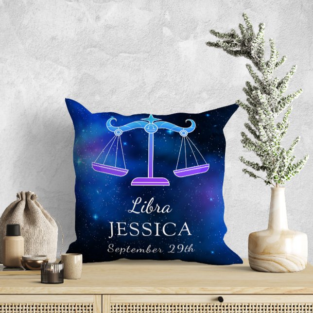 Name mit Zodiac-Zeichen Libra-Geschenkkissen Kissen (Von Creator hochgeladen)