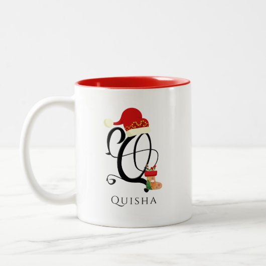 Name Modern Script Monogram Letter Q Christmas Zweifarbige Tasse (Links)