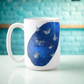 Name Modern Shining Royal Blue mit Schmetterlingen Kaffeetasse