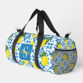 Name Monogram French Country Tile Lemons Pattern Duffle Bag (Rechte Ecke)