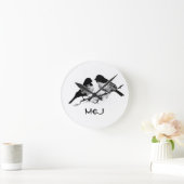 Name-oder Monogramm-Liebe-Vögel Runde Wanduhr (Zuhause)