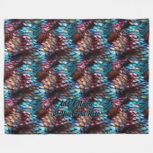 Name oder Text hinzufügen, Dragon Scales Aqua Blue Fleecedecke (Vorderseite (Horizontal))
