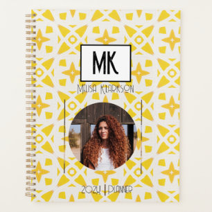 Name Planner mit Foto auf gelbem Grunge Muster Planer