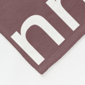 Name Printed in White all-over a Fired-Brick Fleecedecke (Ecke)