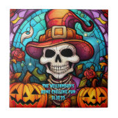 Name Sentiment Year Spooky Skeleton Halloween Fliese (Vorderseite)