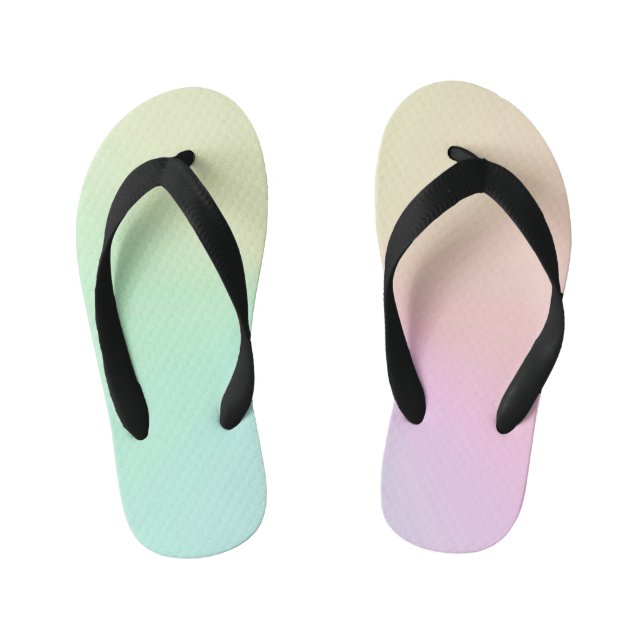 Name Skripttext Med Gradient Ombre Rainbow Kinderbadesandalen (Fußbett)