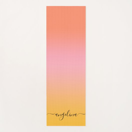 Name Skripttext Monogram Gradient Ombre Orange Yogamatte (Vorderseite)