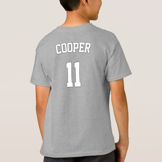 Name, Spielerbezeichnung und Anzahl der lila Fußba T-Shirt (Rückseite)