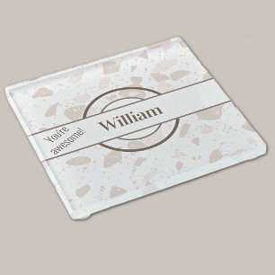 Name, Tan und Beige Terrazzo Muster Glasuntersetzer