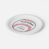 Name, Team und Jahr der Coach-Add-Ins Pappteller (Schrägansicht)