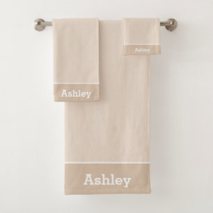 Name Text auf hellsandfarbenem Beige Badhandtuch Set