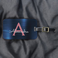 Name und Anfangsbuchstabe des Rose-Gold-Brushed-Me