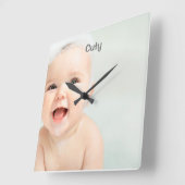Name und Foto des Babys Quadratische Wanduhr (Winkel)