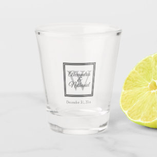 Name und Monografisches Hochzeitdatum Schnapsglas