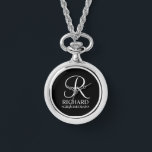 Name und Monogramm des personalisierten Trauzeugen Armbanduhr<br><div class="desc">Eleganter Personalisierter Trauzeuge in Schwarz und Weiß mit personalisiertem Monogramm im eleganten,  weißen Script-Schriftart-Stil mit Trauzeugen Namen und Titel im klassischen Serif-Schriftart-Stil auf schwarzem Hintergrund. Auch perfekt für Trauzeuge,  Brautvater,  Brautjungfrau,  Trauzeugin,  Blume Mädchen,  Brautmutter und mehr.</div>